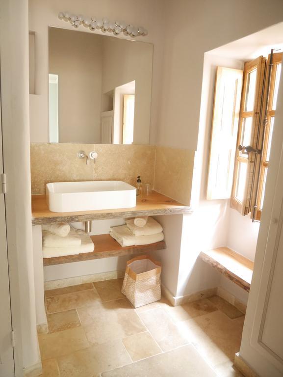 La Maison De La Place Lourmarin Εξωτερικό φωτογραφία