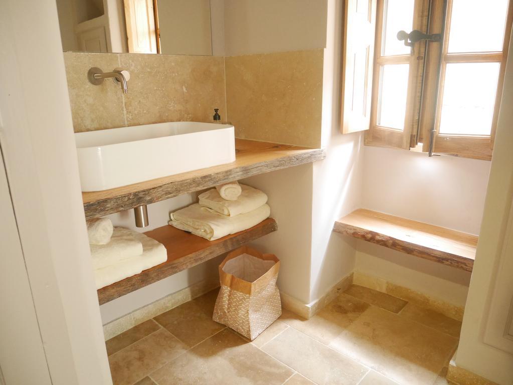 La Maison De La Place Lourmarin Εξωτερικό φωτογραφία