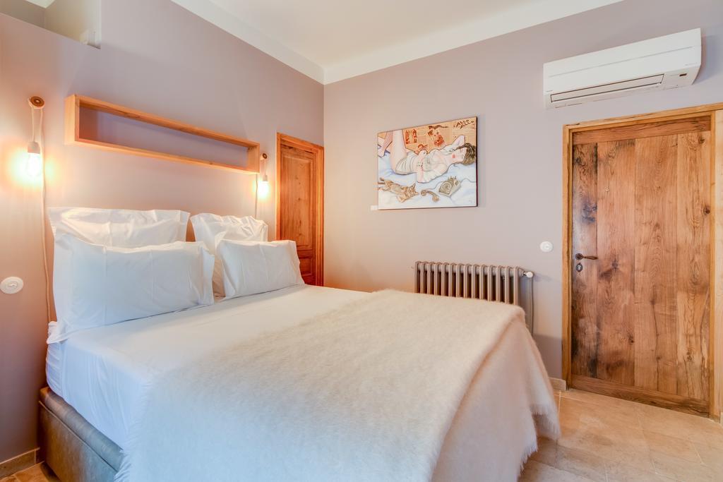 La Maison De La Place Lourmarin Εξωτερικό φωτογραφία